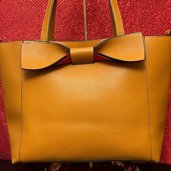 Handbags - Elegant Mustard Tote Bag with Bow Accent